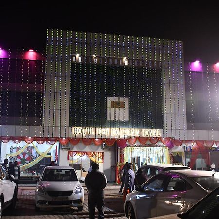 Hotel Dev International Khalilabad Екстер'єр фото