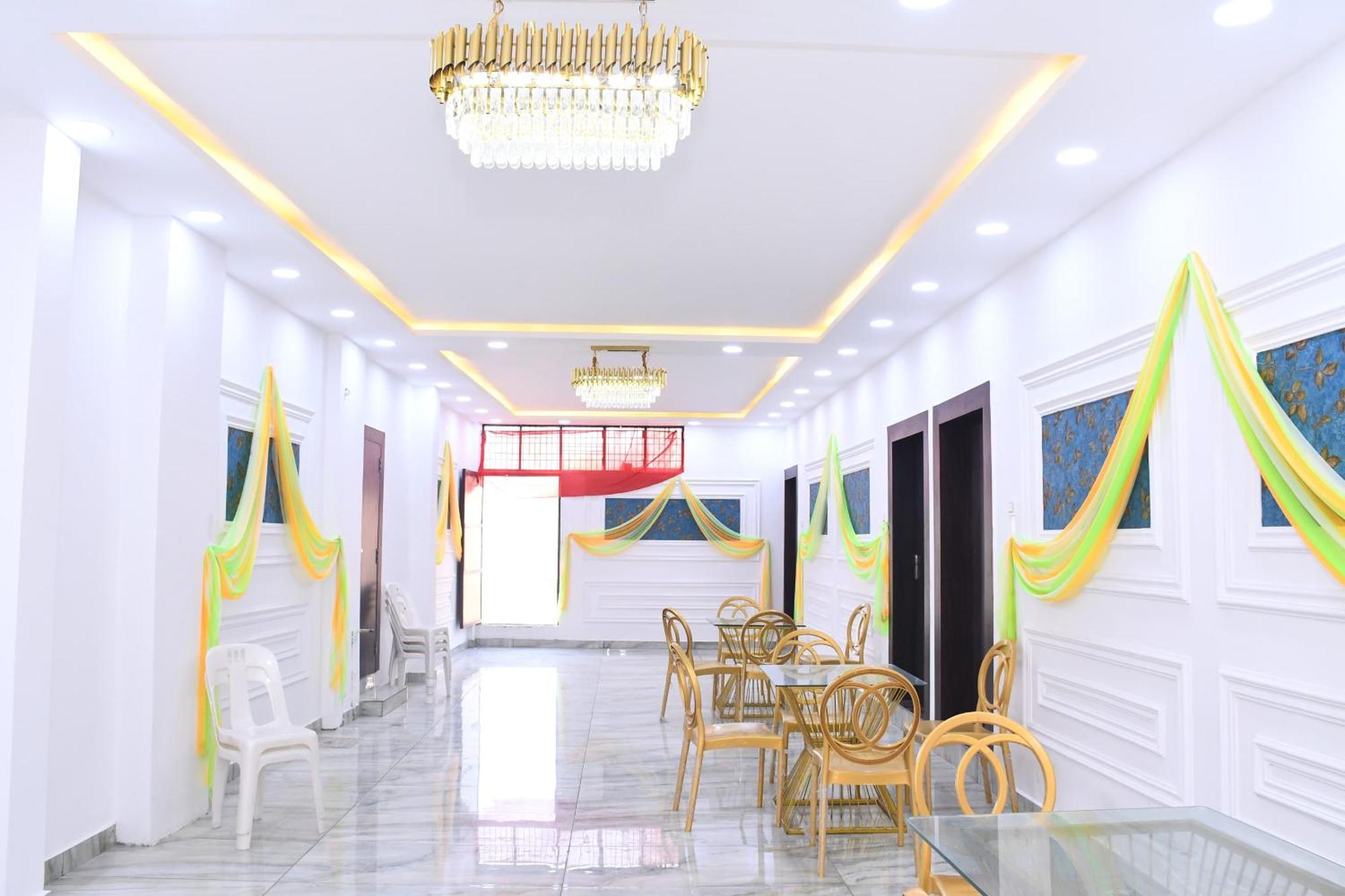 Hotel Dev International Khalilabad Екстер'єр фото