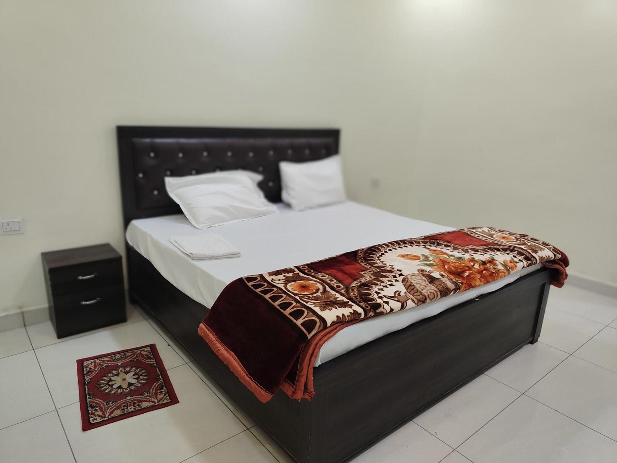 Hotel Dev International Khalilabad Екстер'єр фото